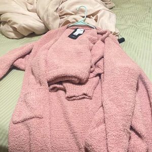 3 piece lounge set brand new